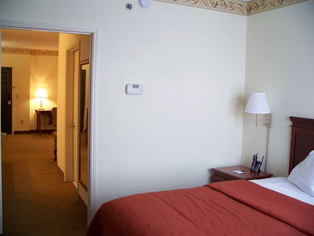 Holiday Inn Express & Suites Atlanta Ne- Duluth By Ihg Eksteriør billede